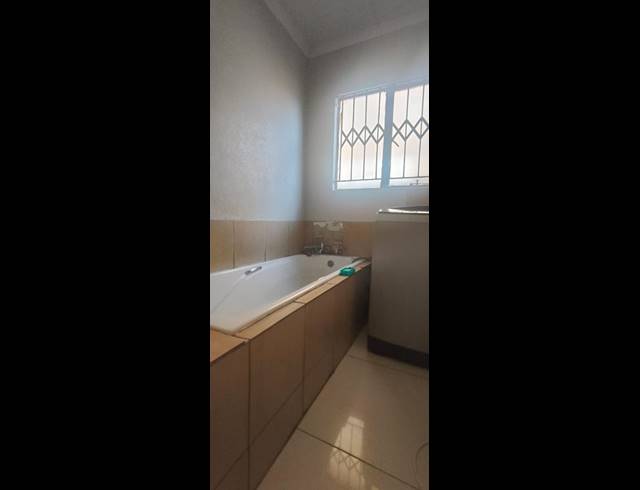 3 BEDROOM HOUSE FOR SALE IN ELANDSPOORT